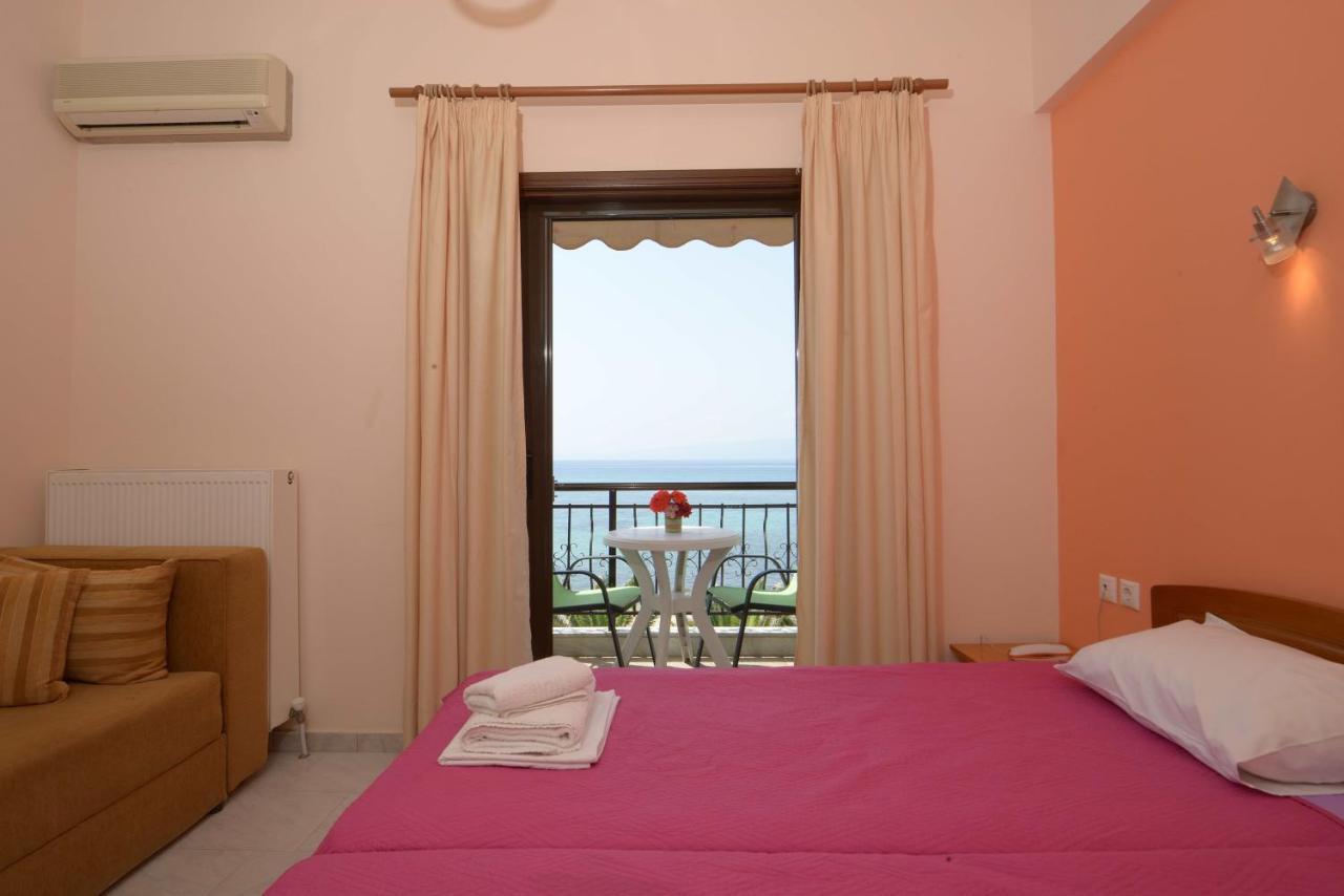 Hotel Akrogiali Ouranoupoli Eksteriør bilde